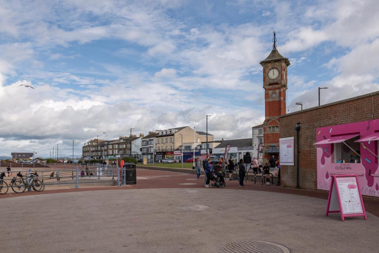 Apartment The Croston Balcony Apartment- Promenade, Front And Sea Views Morecambe