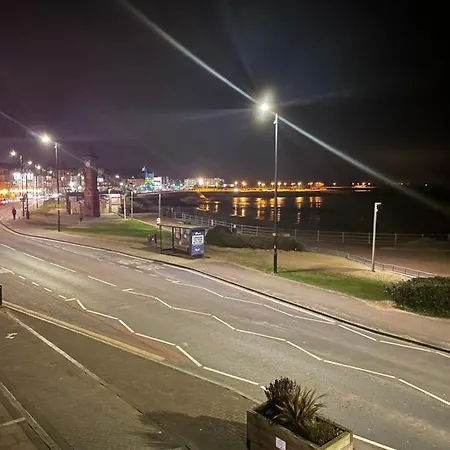 The Croston Balcony Apartment- Morecambe Central Promenade, Beach Front And Sea Views Exterior photo