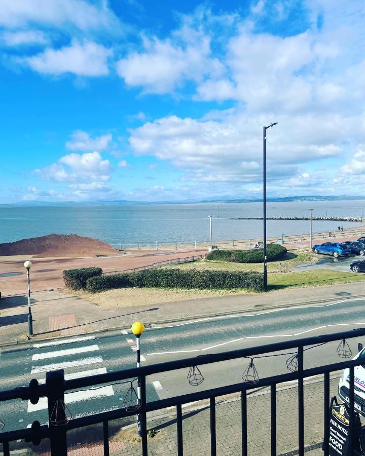 The Croston Balcony Apartment- Promenade, Front And Sea Views Apartment *